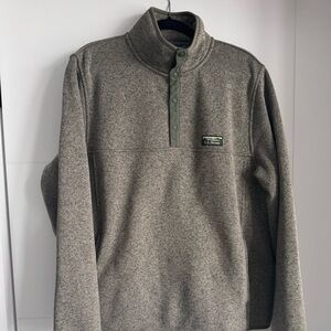 L.L. Bean Men's Grey/Green Sweater